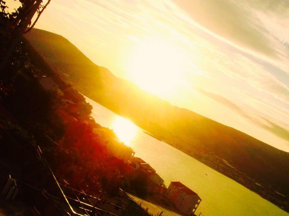 Apartment Sunset Trogir Exterior foto